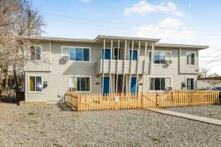 Spacious Cozy Unit Near University and Casinos - Reno - 8