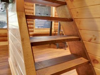 Deluxe 1 BR Cabin with Parking - 5