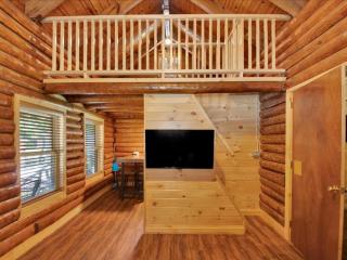 Deluxe 1 BR Cabin with Parking - 8