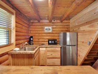 Deluxe 1 BR Cabin with Parking - 2