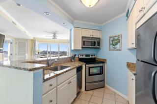 Convention Center Bay Front 2 Bedroom Condo - Ocean City - 7