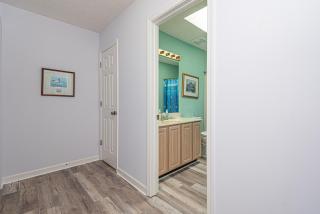 Waterfront Home with OC Skyline Views - Ocean City - 6