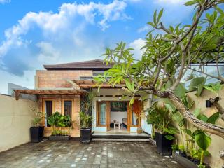 Winy Home Lovina - Lovina - 0