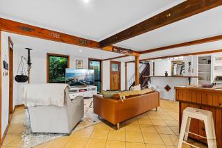 Woody's Bach - Woody Point - 9