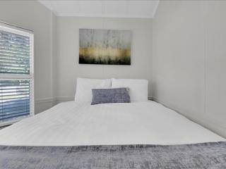 Luxury 2BR Model Home with Mountain Views - 4