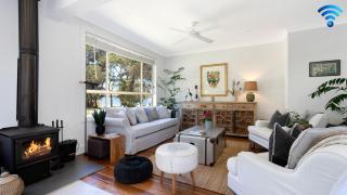 Hemingways Lakehouse - Culburra Beach - 0