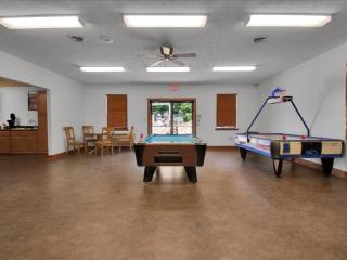 Relaxing Studio Cottage with Parking - Pigeon Forge - 1