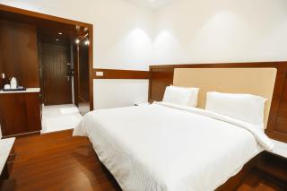 Hotel Lakshmi Towers - 8