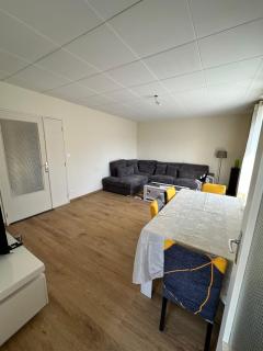 Renovated townhouse - Vendeuvre-sur-Barse - 2