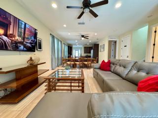 520-8-LD-Large Movie&Game room - 3