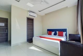 Hotel Galaxy - Zirakpur - 4