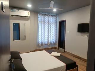 Hotel El Paradiso - Guwahati - 3