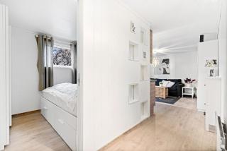 Flat in Sola Near Airport - Sola - 4