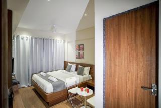 Sunbright Hotel - Thane - 9