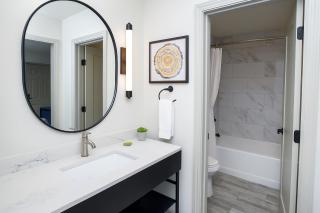 The Woodrose- NEWLY RENOVATED - Willits - 5