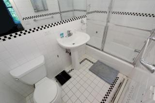 Midtown West 3 Bedroom Washer dryer and Dishwasher - New York - 9