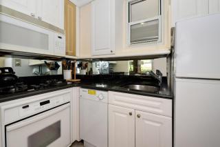 Midtown West 3 Bedroom Washer dryer and Dishwasher - New York - 7
