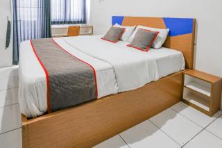 Hotel O Cikarang Near Apartment Riverview Jababeka - Bekasi - 9