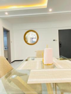 Luxury 2 BR Kileleshwa with pool,GYM,Netflix & super fast WIFI - Nairobi - 7