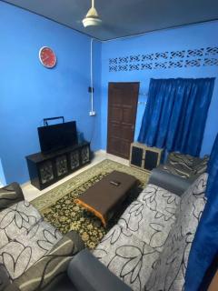 Hostel Qamaar - - 9