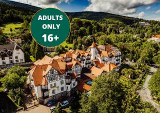 Park Hotel Kur & Spa - Świeradów-Zdrój - 0