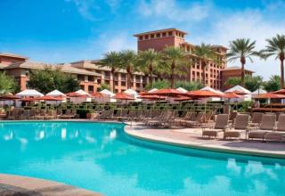 Scottsdale Sanctuary in this 1BD condo with resort amenities fitness room, pools etc - Scottsdale - 0