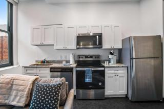 CozySuites Stunning 1BR in Downtown Pitts #24 - Pittsburgh - 3