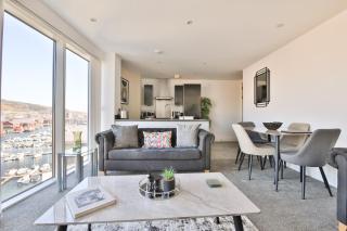Just Stay Wales - Meridian Tower Marina & City View - 1 Bed Apartment - Swansea - 0