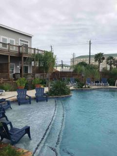 GIPH Sunset Suite Near the Pier - Galveston - 5