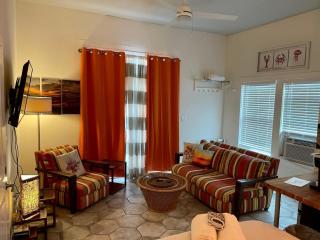 GIPH Sunset Suite Near the Pier - Galveston - 1