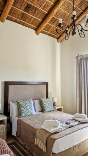 Kitchen51 Cottages - Keetmanshoop - 5