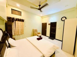 Vrindas Home Stay - Maheshwar - 2
