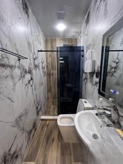 The Villa Marinabay Charvaq Luxury - Yusufkhona - 9