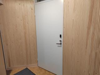 Quiet Private room in shared home - Yksityinen rauhallinen huone kodissa- 15min To city - 7