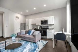 CozySuites Stunning 1BR in Downtown Pitts #28 - Pittsburgh - 3
