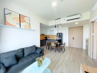 Green Lumiere 2BR Apartment, peaceful sunset view - Gò Công - 3