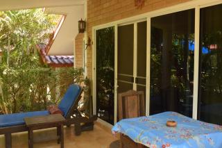 Sanuk bungalows - 6