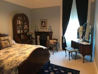 Elegant Victorian Apartment in Glasgow's West End - 1
