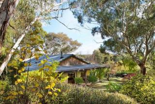 Italian Hill Garden Villa - Daylesford - 9