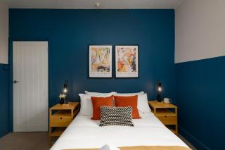 Flo Suite by Koya Homes-3-Bed Home-Parking - The Mumbles - 4
