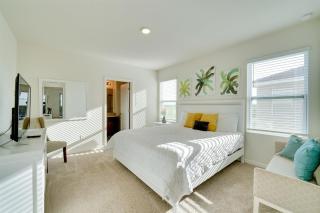 8004-7-OS-Gateway to unparalleled relaxation at resort - 4