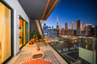 Luxurious One Bed Near Dubai Mall with Burj and Canal View - 9