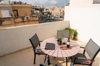 A Penthouse in the Heart of St Julians - St Julian's - 9