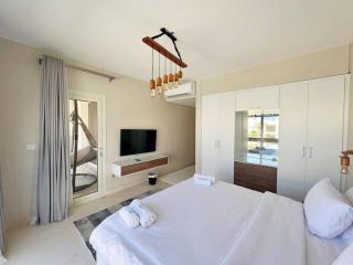 Luxury 5 Bedrooms Sea Front Villa - Hurghada - 1