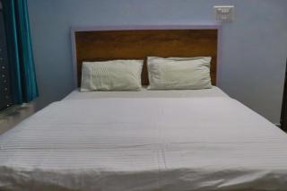 I-ROOMZ S S V Hotel - Hoskote - 2