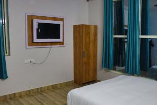 I-ROOMZ S S V Hotel - Hoskote - 1