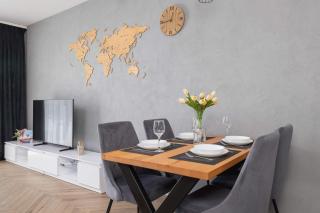 Nowoczesny Apartament w Krakowie z Klimatyzowanym Salonem Dwa Miejsca Postojowe by Noclegi Renters - Cracovia - 4