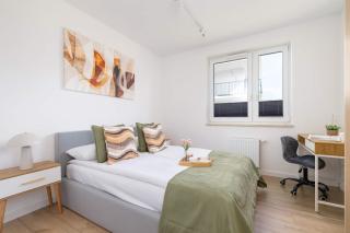 Nowoczesny Rodzinny Apartament z Klimatyzacją i Parkingiem w Krakowie by Renters Prestige - Cracovia - 9