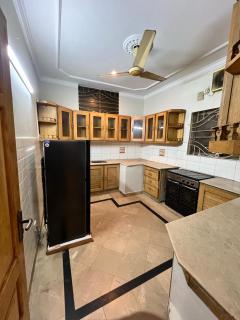E11 3bdr house - Islamabad - 8