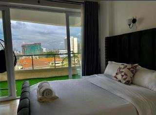 newly furnished two bedroom apartment with swimming pool, fully equipped gym, private parking space,children playground and unbeatable scenic city views - Nairobi - 6